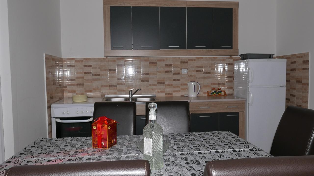 Aparthotel Stijovic Бар Экстерьер фото