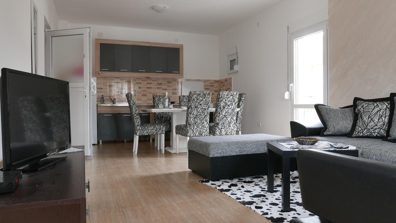 Aparthotel Stijovic Бар Экстерьер фото
