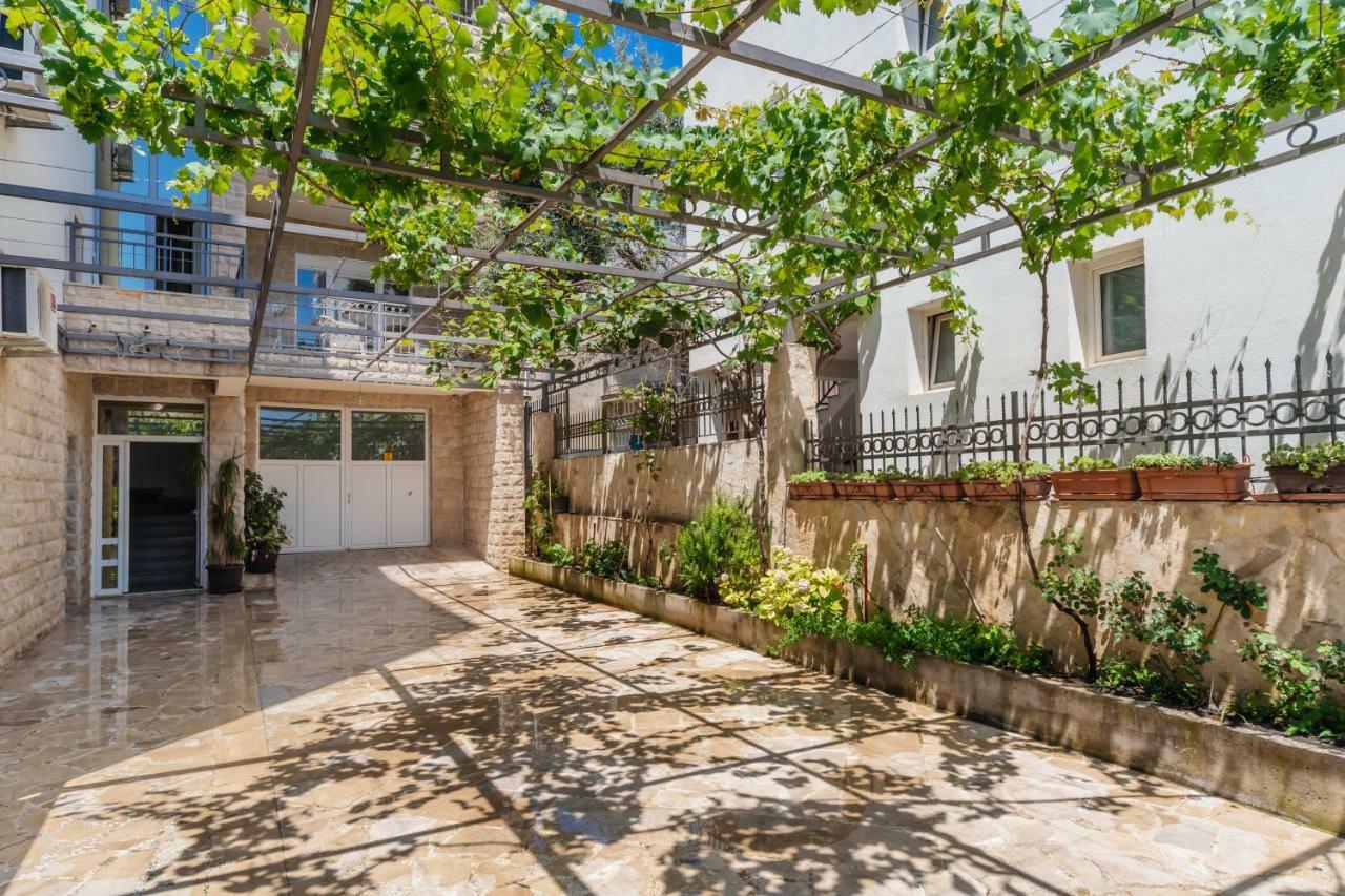 Aparthotel Stijovic Бар Экстерьер фото