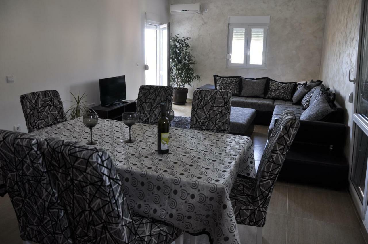 Aparthotel Stijovic Бар Экстерьер фото